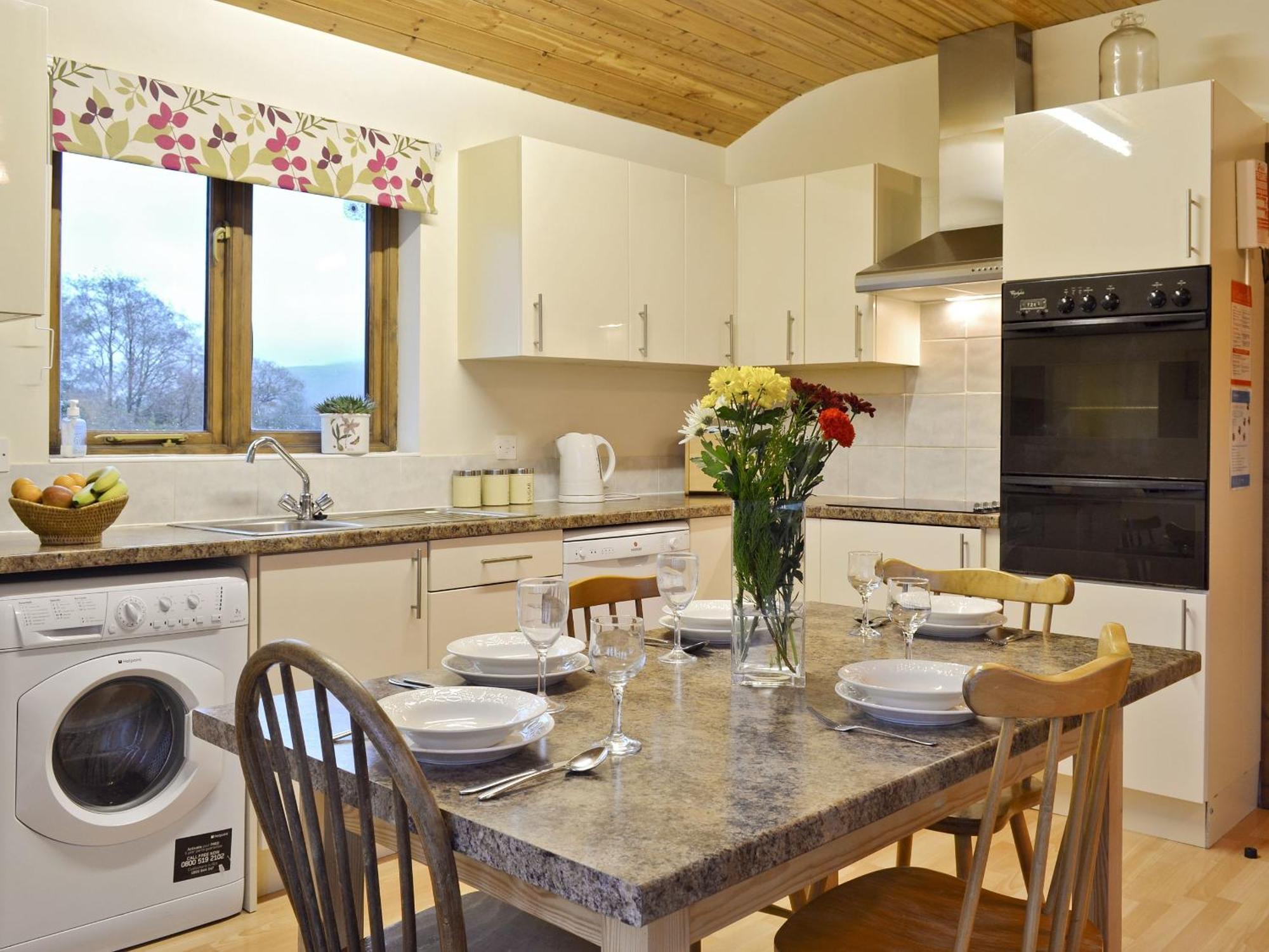 Woodside Lodge - Hw7520 Penybont ภายนอก รูปภาพ